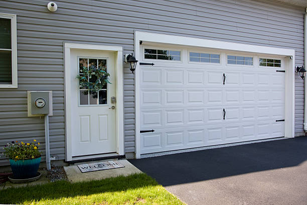 24/7 Emergency Garage Door Roller Replacement experts in Grayson County County, VA